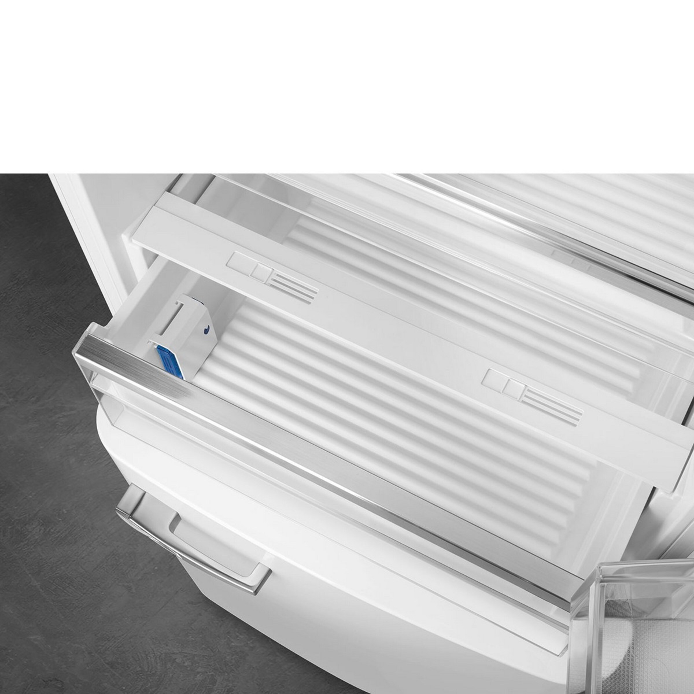 Frigorífico Combinado Smeg FAB38RWH6 Total No Frost, 481 litros com Abertura à Direita - Branco Branco-7