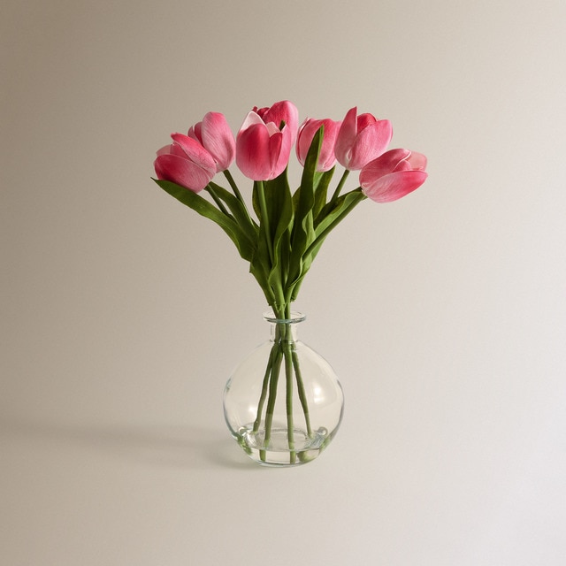 Imagem 0 de Bouquet de Tulipas Artificiais com Jarra de Vidro