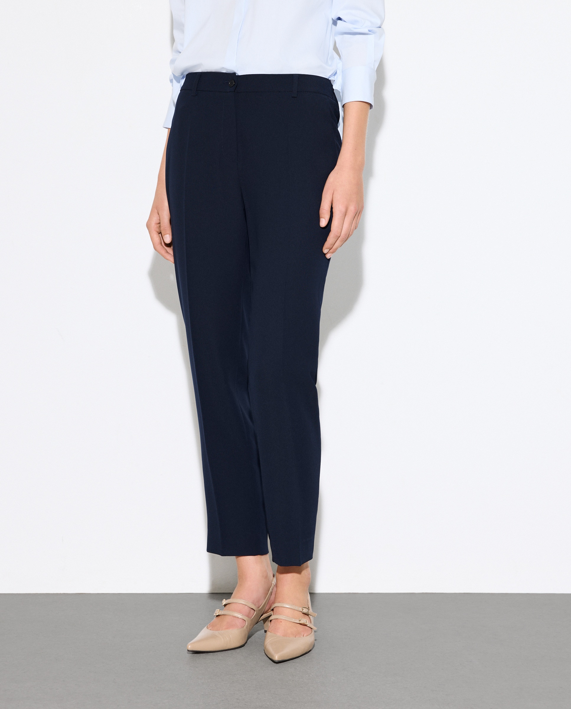 Calças semi skinny com bolsos Azul-marinho-2