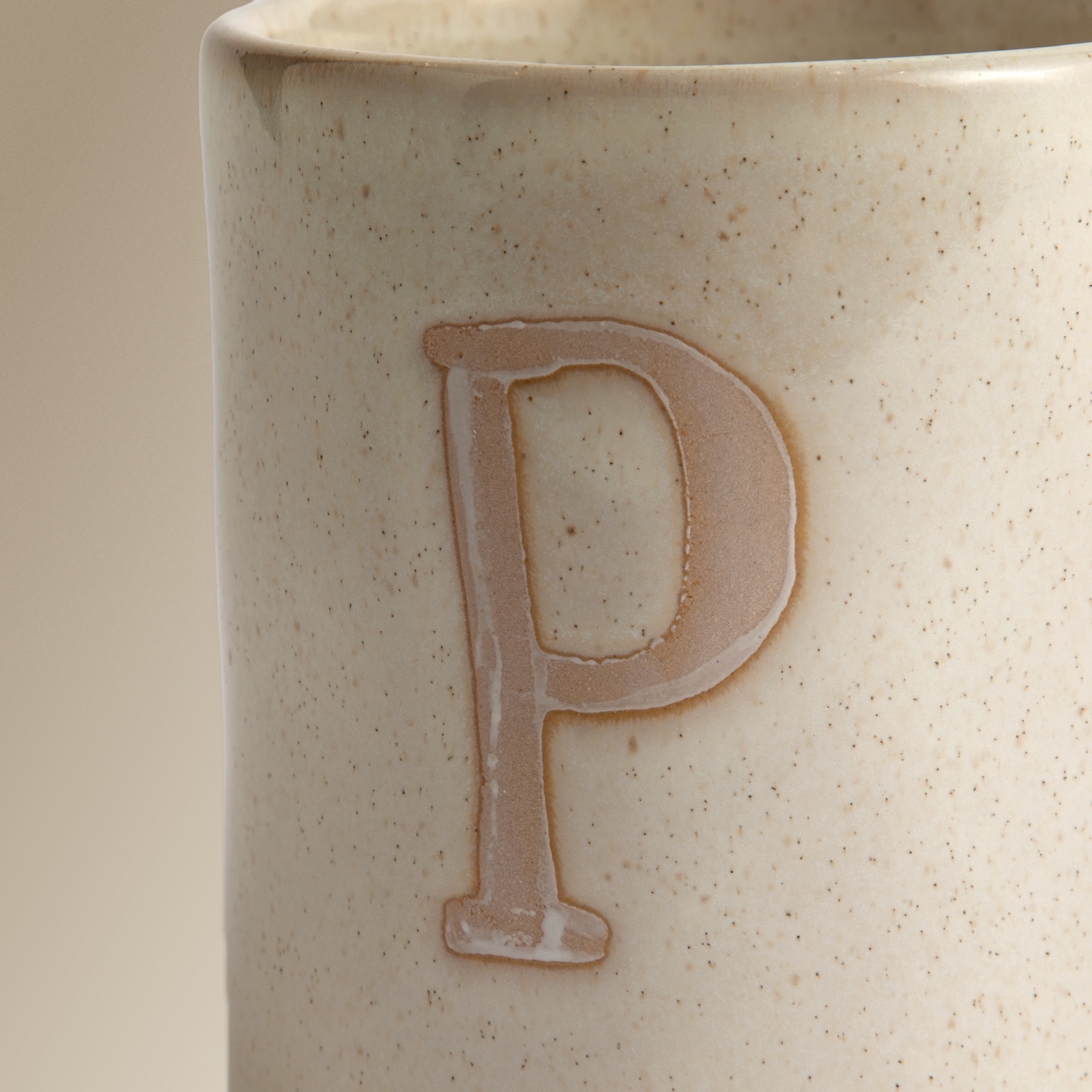 Caneca com Inicial "P" Azul / Branco-4