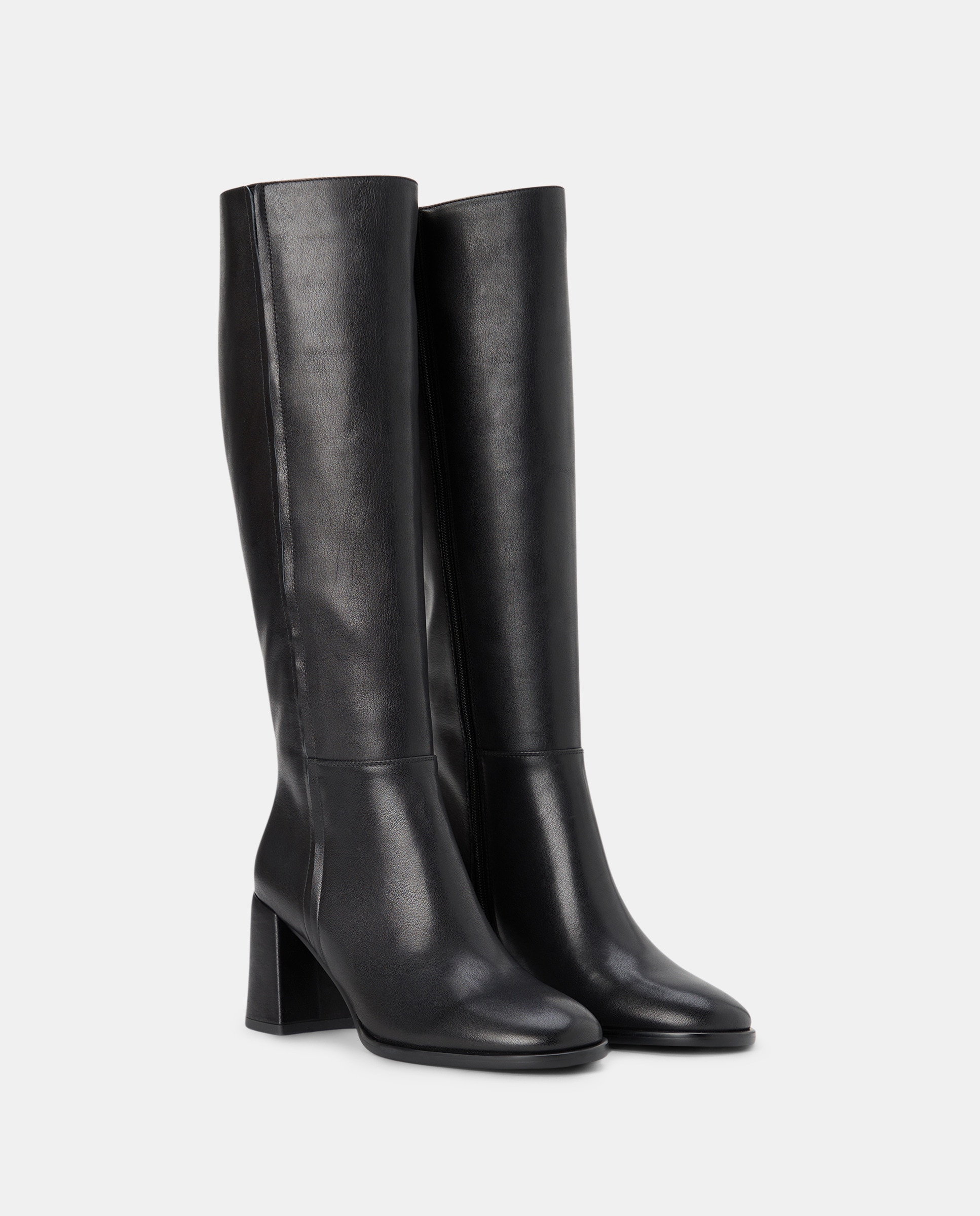 Botas de Salto Básicas com Sola de Borracha Preto-2