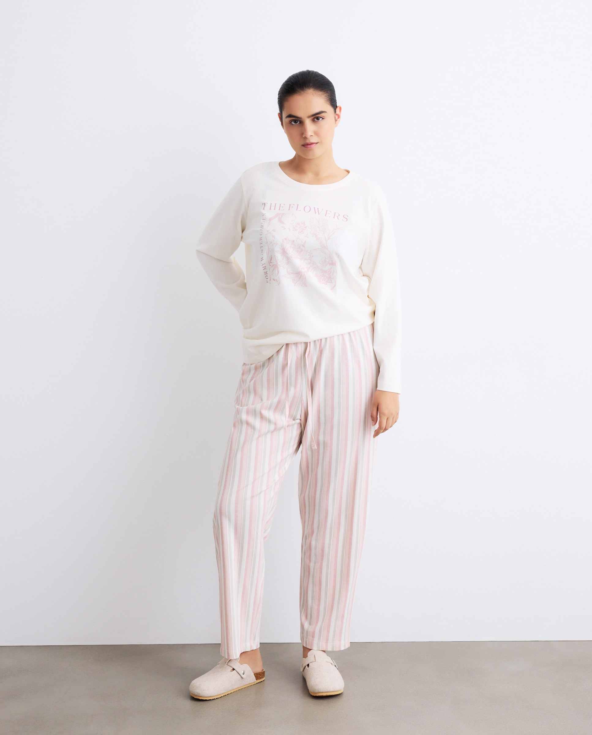 Pijama com Calças às Riscas Rosa-2