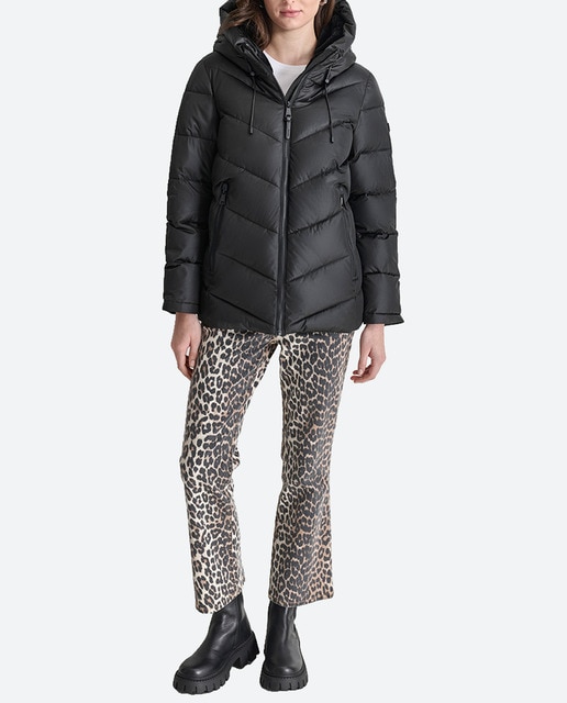 Imagen 0 de Plumífero de mujer corto con mangas largas