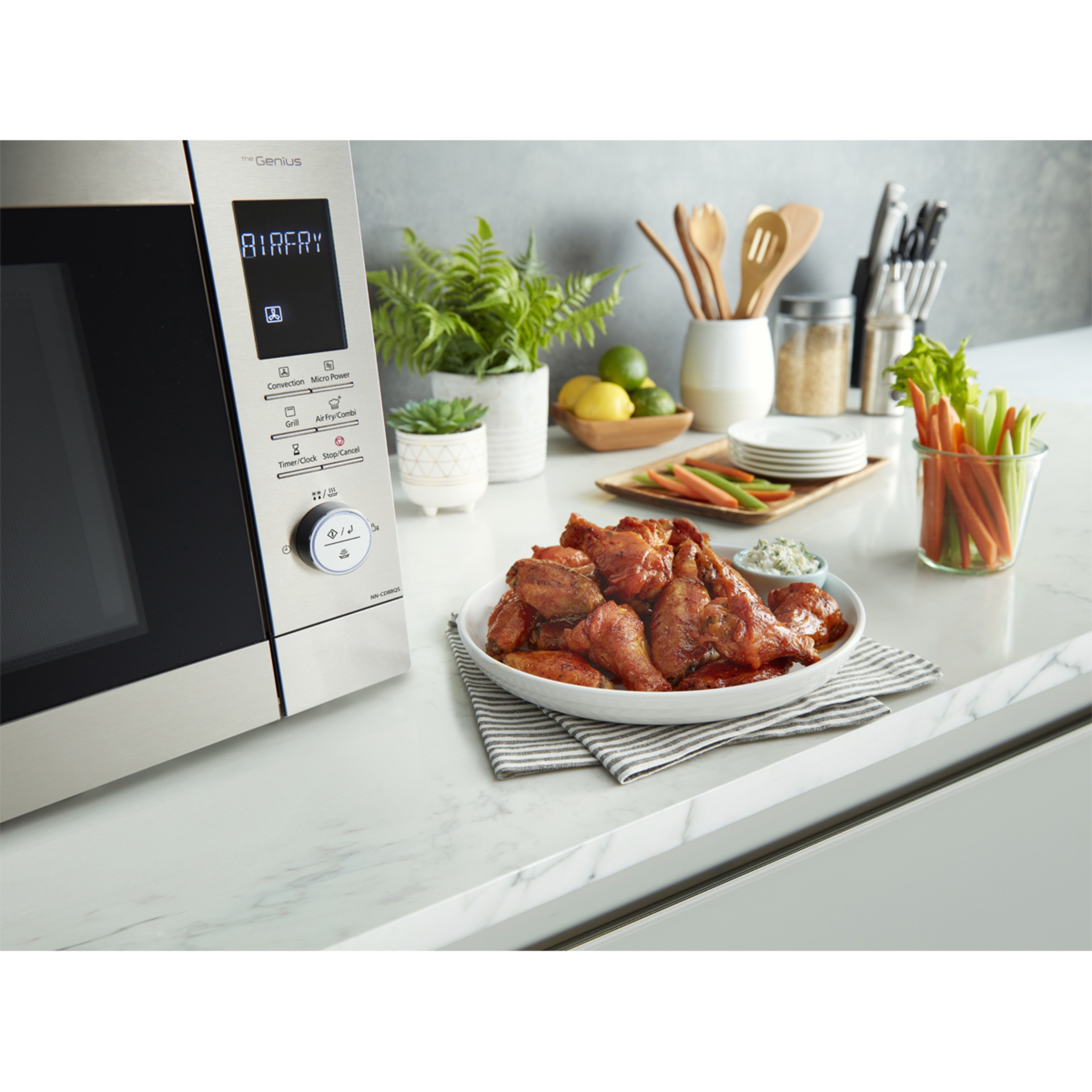 Microondas  Panasonic 34 litros con grill y Airfry - NN-CD88QSEPG Inox-9