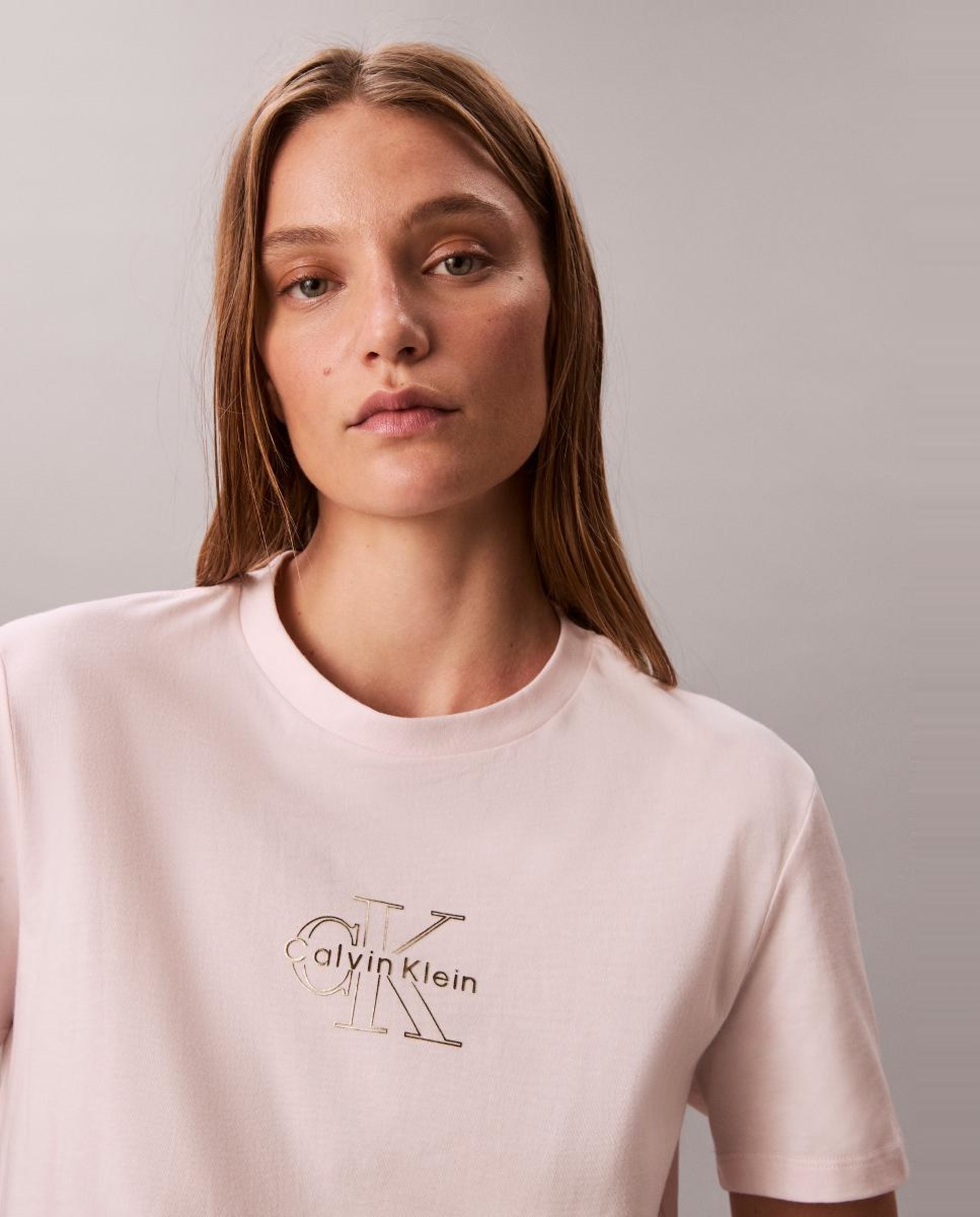 T-shirt com Logótipo Metalizado Rosa-claro-2