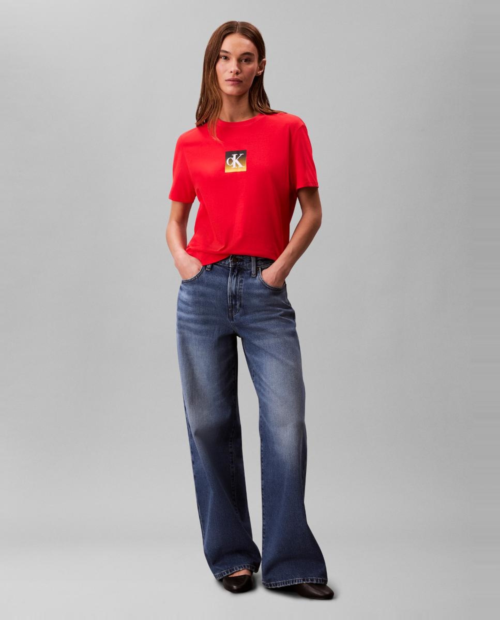 T-shirt com Ilustração Vermelho-2