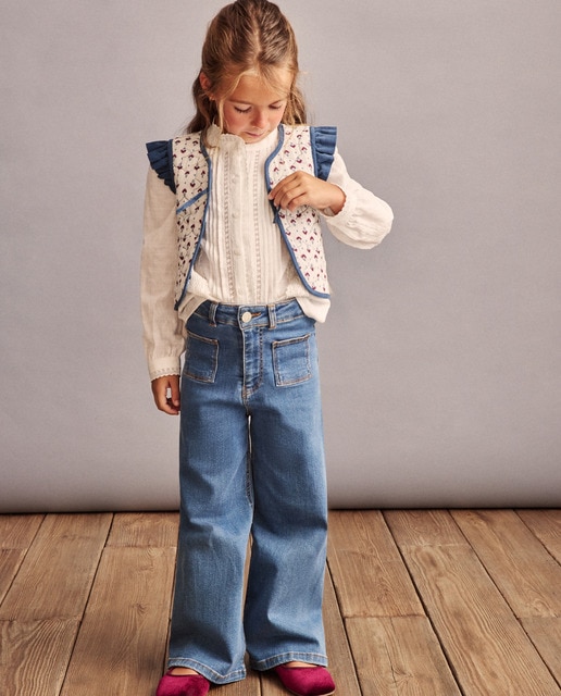 Imagen 0 de Chaleco reversible ligero all over print de niña