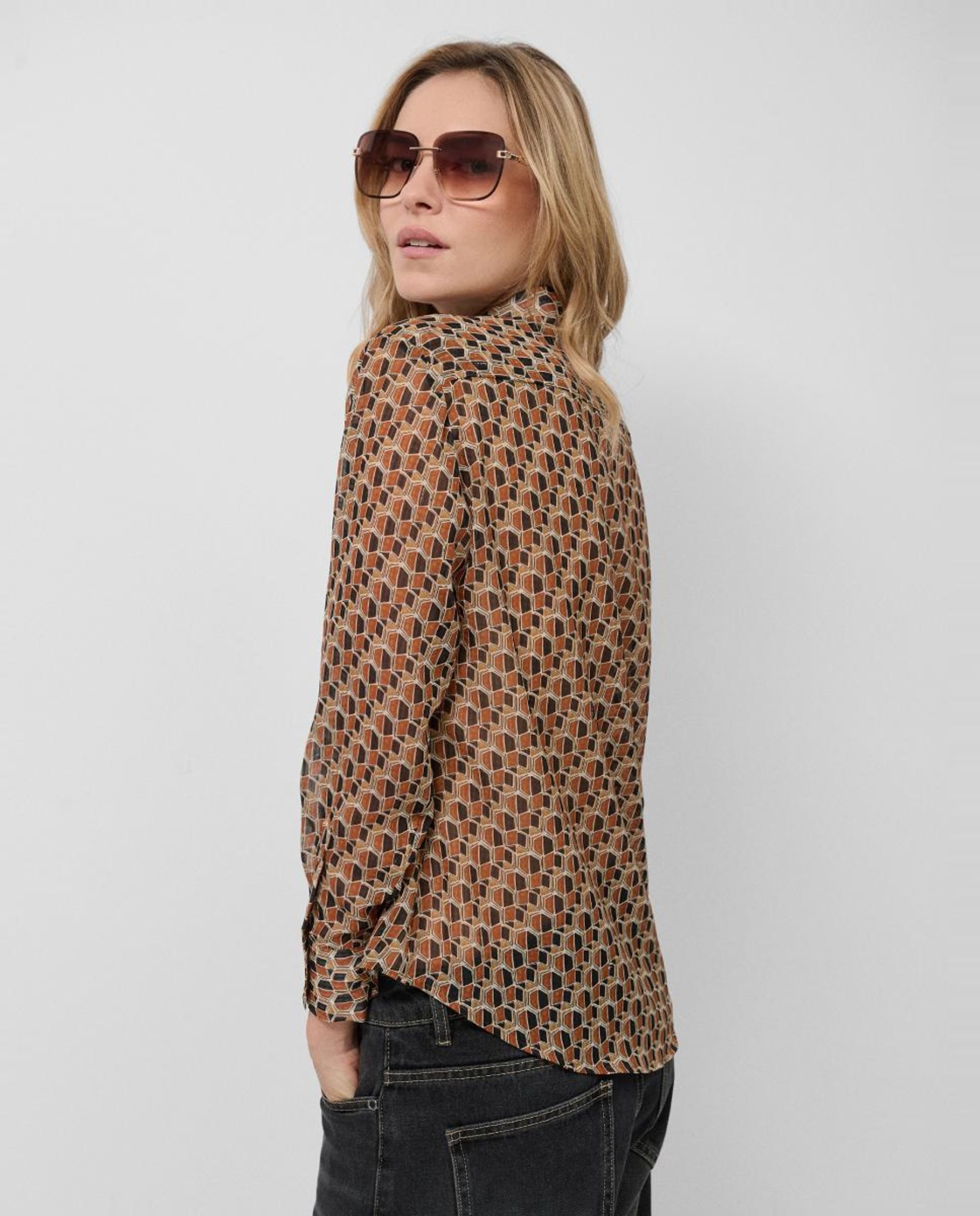 Blusa com Laço e Estampado Geométrico Castanho-claro-4