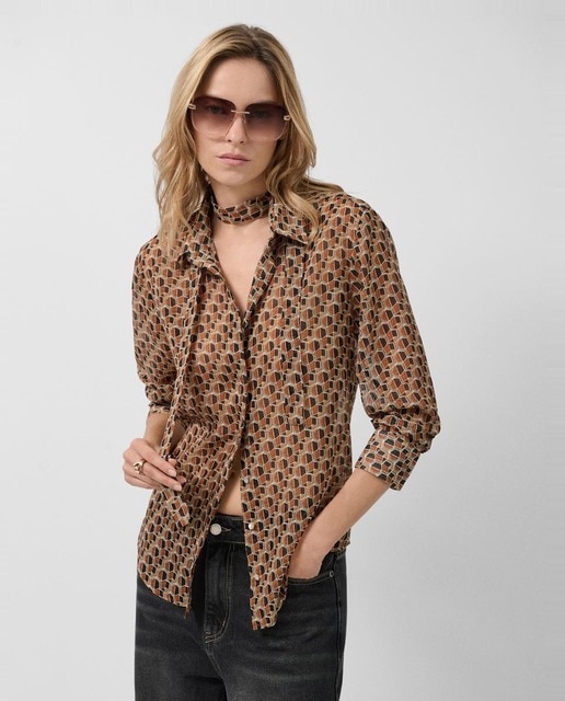 Imagem 0 de Blusa com Laço e Estampado Geométrico
