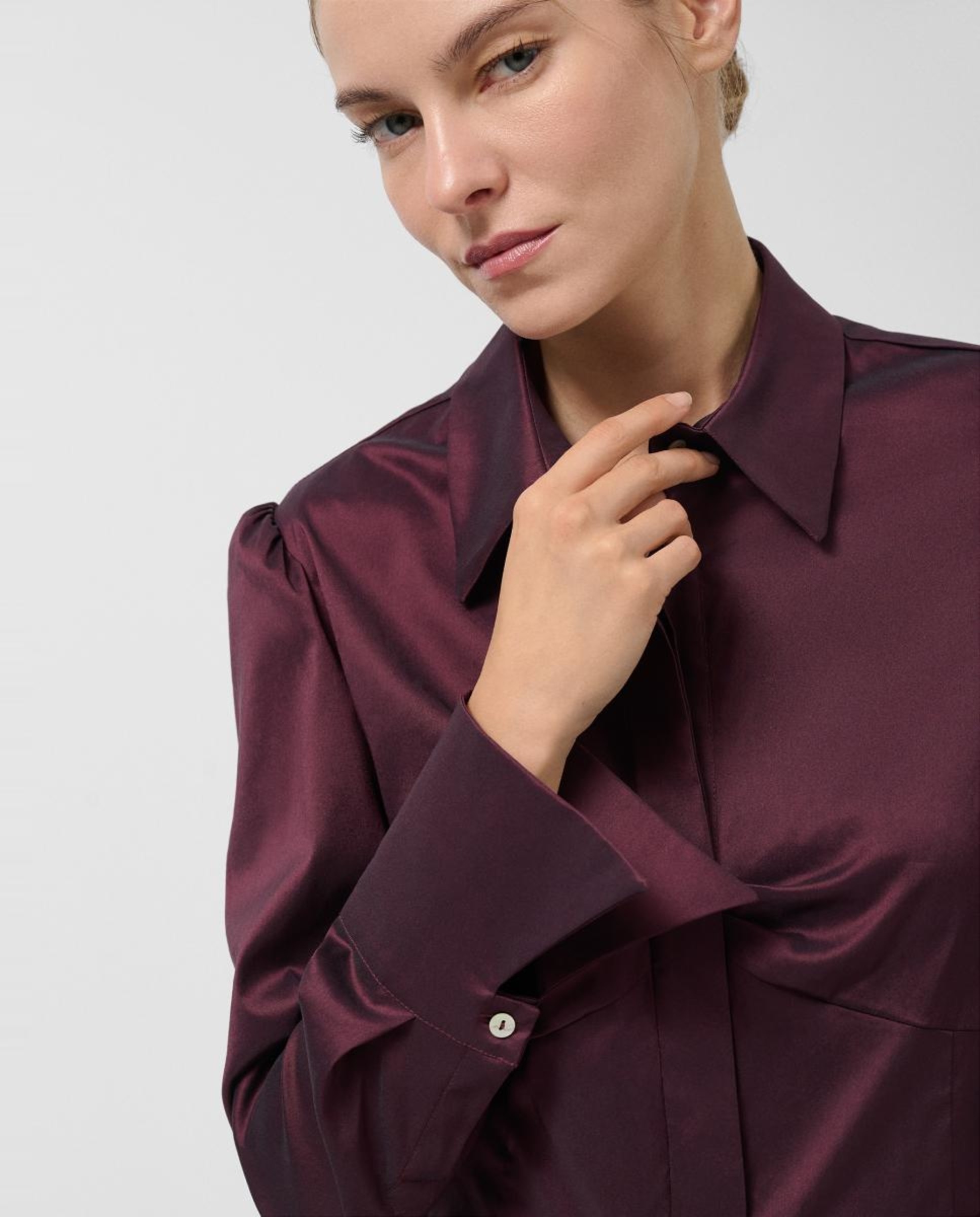 Camisa com Prega no Peito Roxo-3