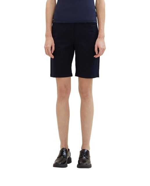 Imagen 0 de Bermuda de mujer lisa con bolsillos