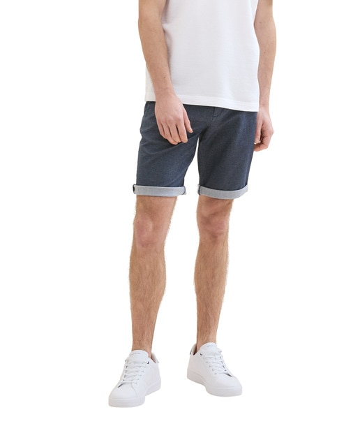 Imagen 0 de Bermuda de hombre con bolsillos y cinturón