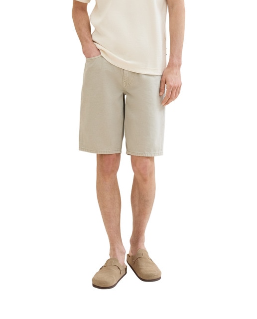 Imagen 0 de Bermuda de hombre con bolsillos liso