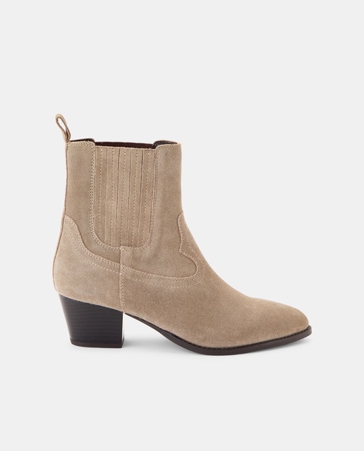 Imagem 0 de Botas em Pele com Franjas