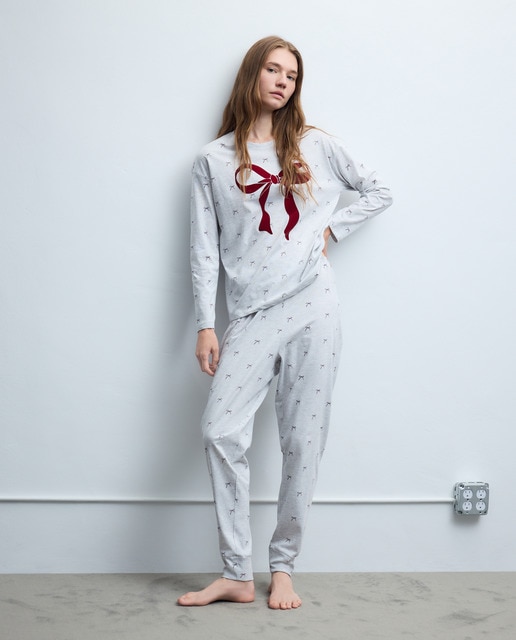 Imagem 0 de Pijama Completo com Laço