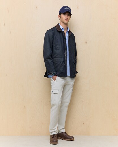 Imagen 0 de Cazadora encerada de hombre