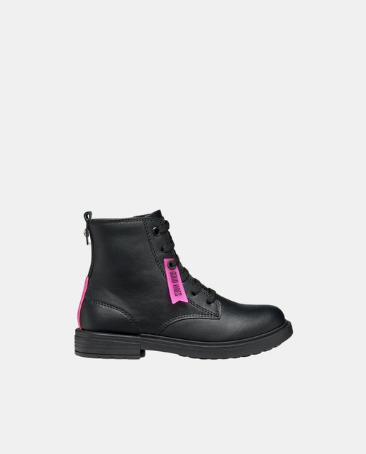 Imagem 0 de Botins Transpiráveis com Detalhe de Glamour