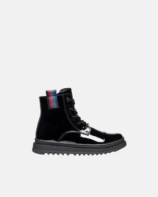 Imagem 0 de Botins Transpiráveis com Look Urbano