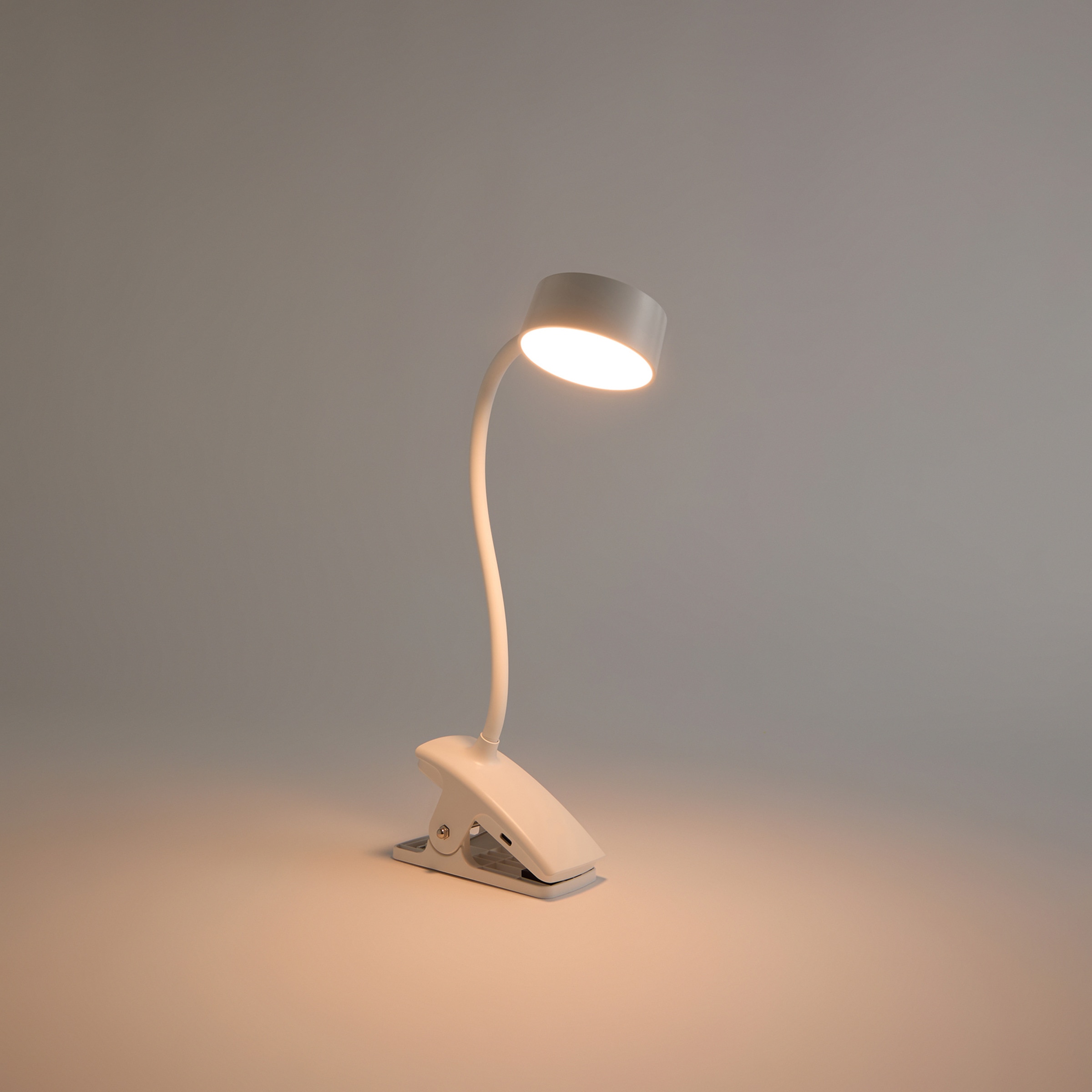 Flexo con LED integrado y base de pinza Lucas El Corte Inglés Blanco-7