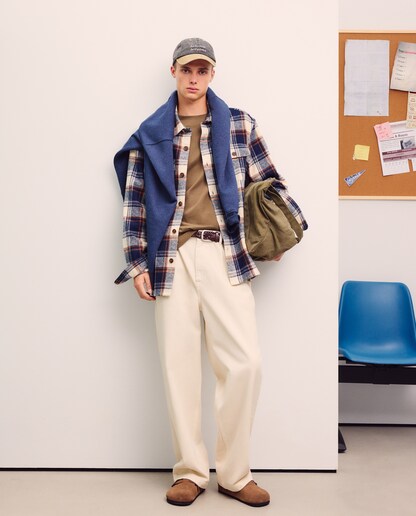 Imagen 0 de Sobrecamisa de hombre en tejido de cuadros