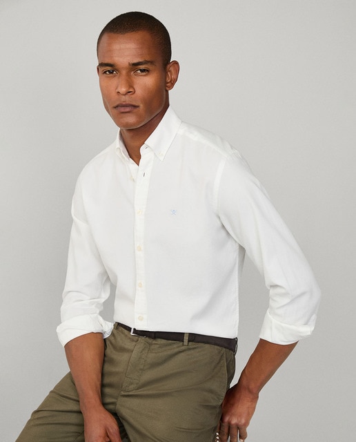 Imagem 0 de Camisa Oxford Classic Fit Tingida com Logótipo Bordado Tamanhos Grandes