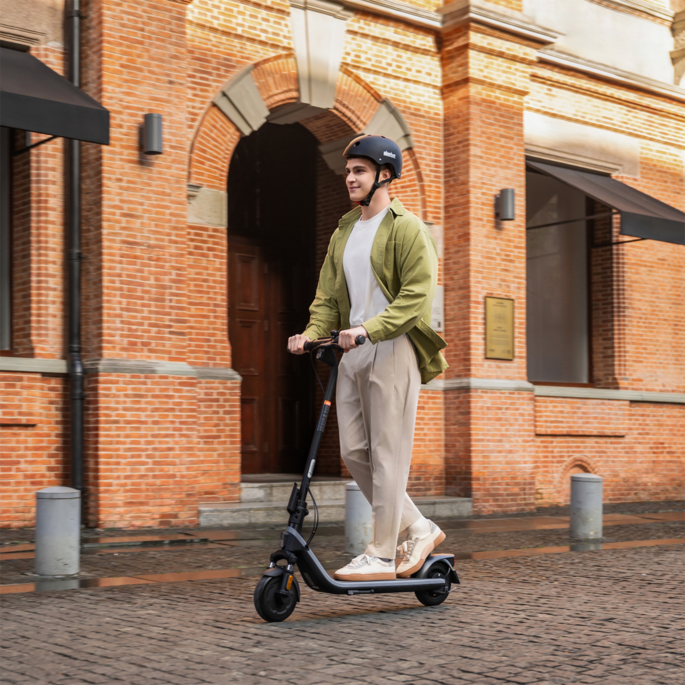 Patinete eléctrico Segway Ninebot E2 II Negro / Gris-7