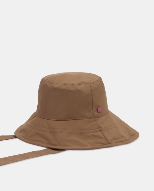 Imagem 0 de Chapéu para a Chuva com Detalhe de Fitas