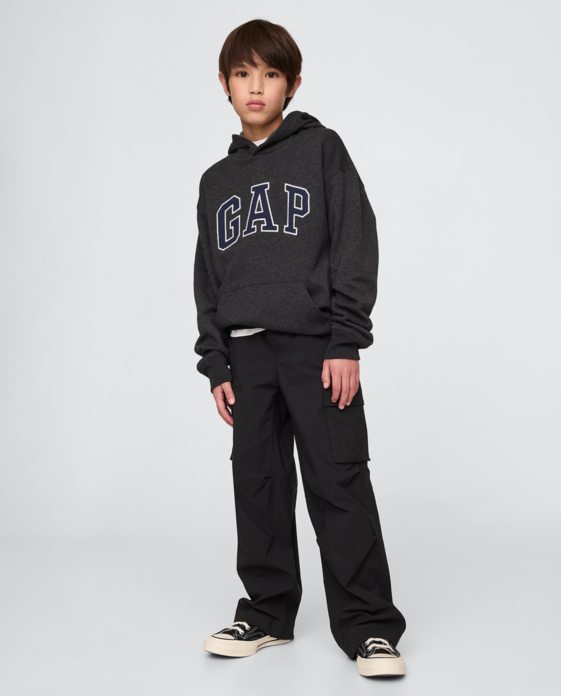 Sweatshirt com capuz e logótipo à frente Cinzento-escuro-4