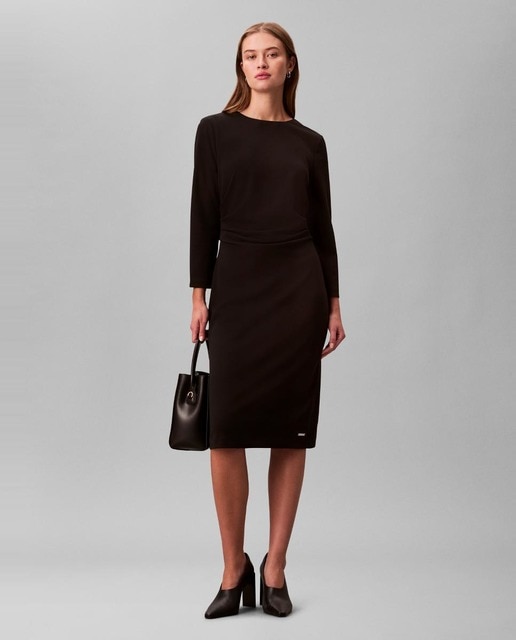 Imagem 0 de Vestido de Crepe Cintado