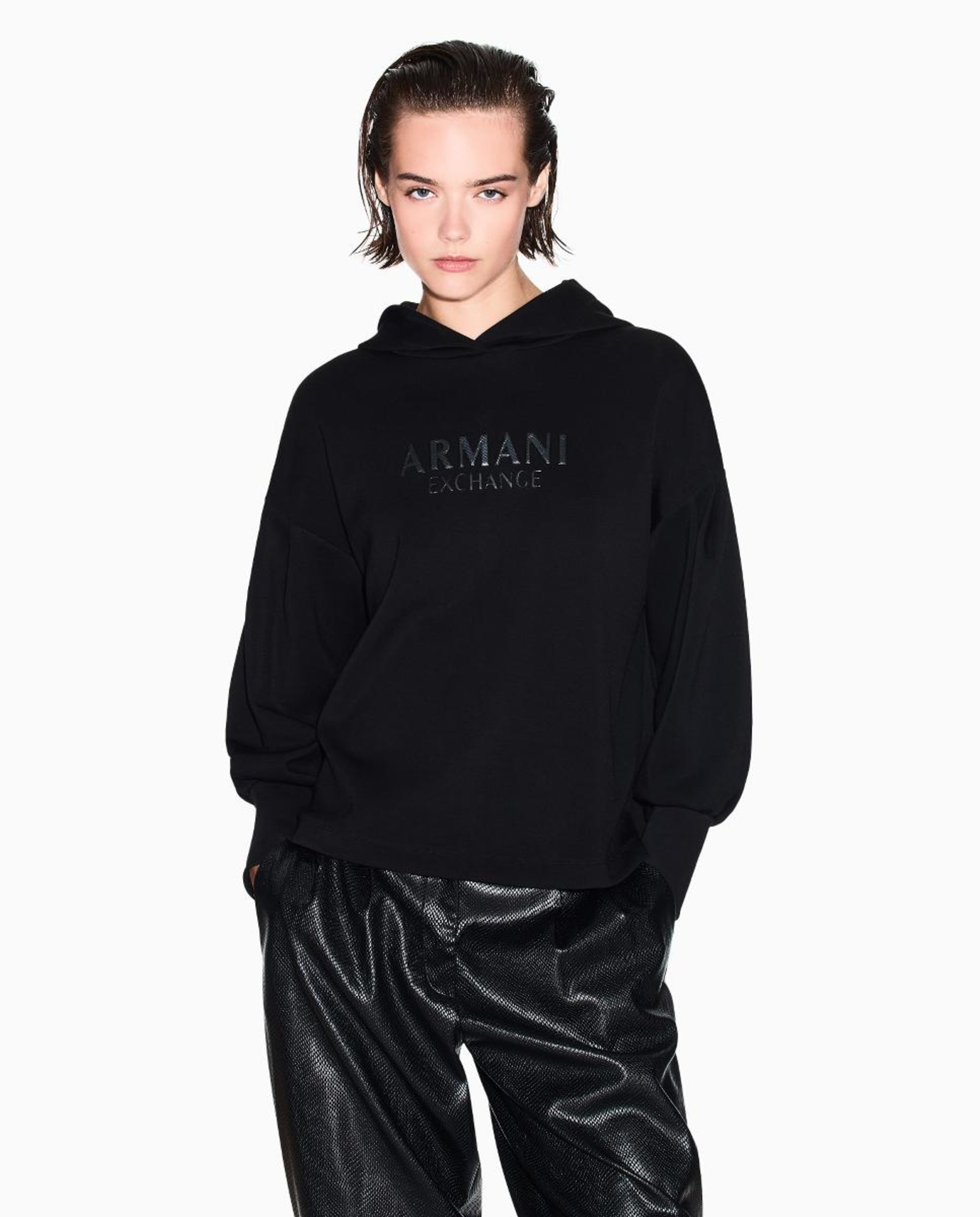 Sweatshirt com Capuz e Punhos Compridos Preto-1