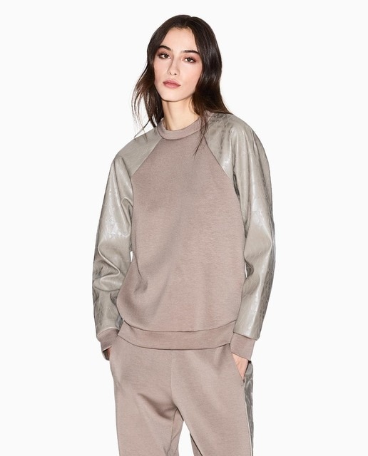 Imagem 0 de Sweatshirt de Decote Redondo e Mangas em Ecopele com Multilogótipos