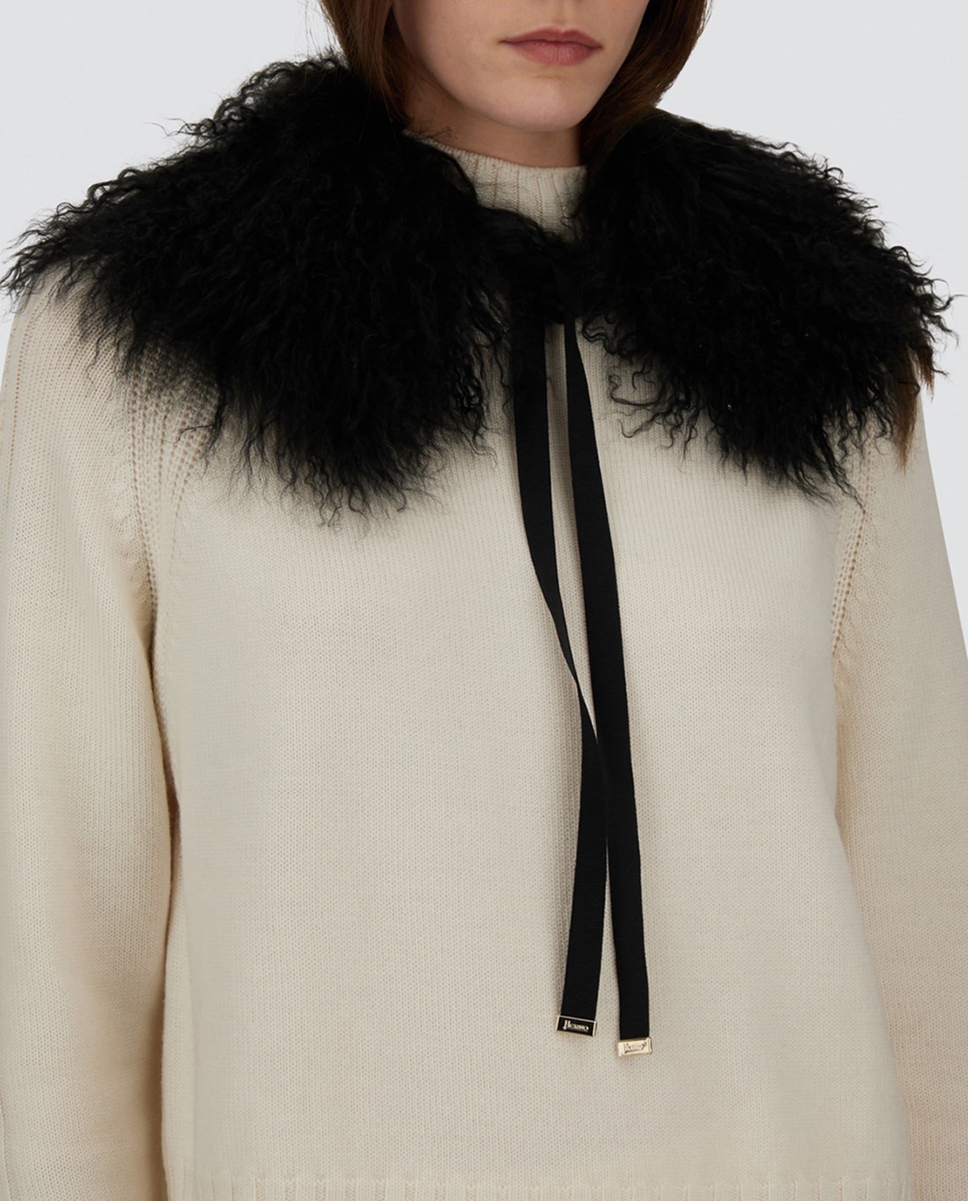 Cuello Negro-2