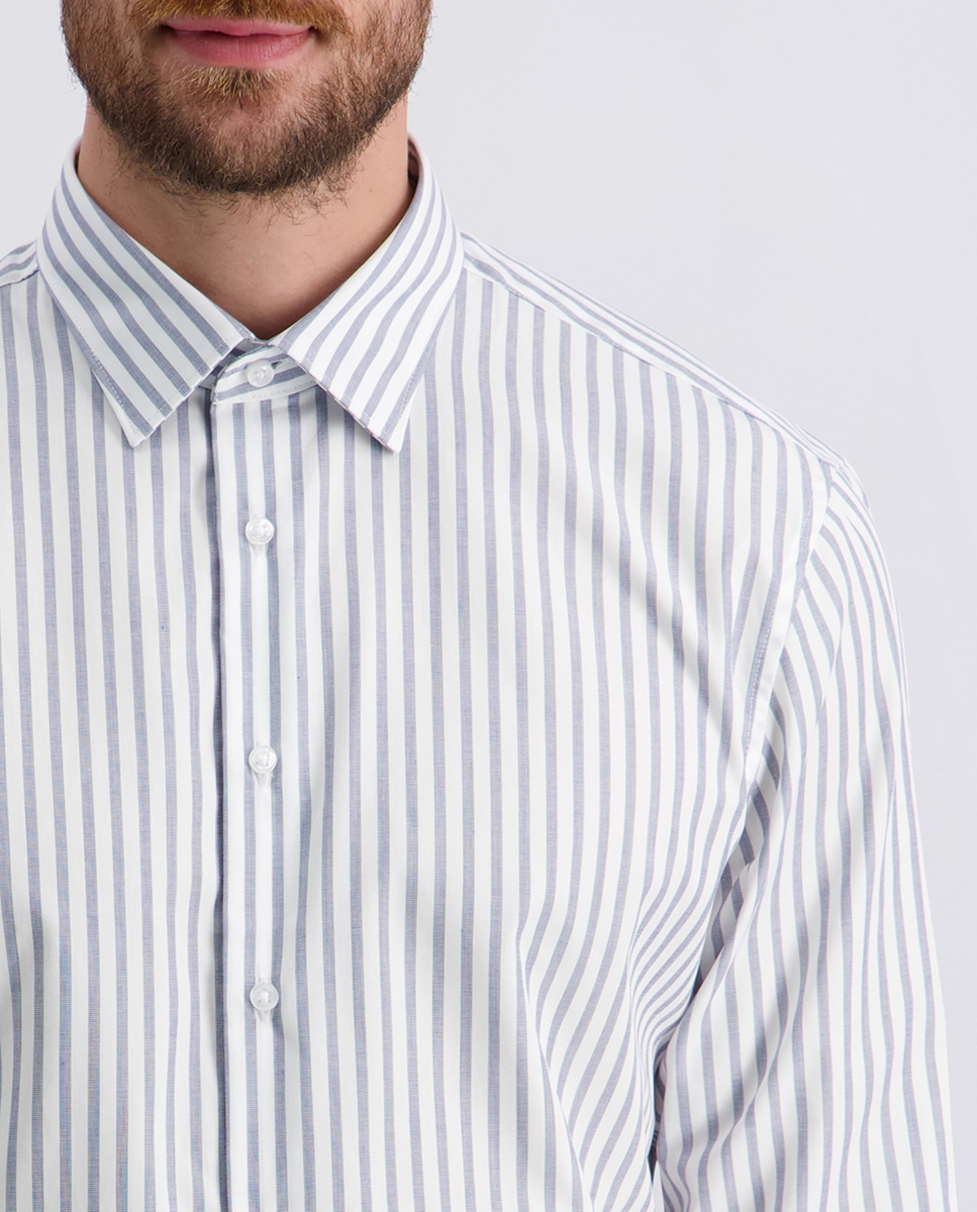Camisa Clássica Modern Fit com Estampado às Riscas - Azul Azul-marinho-3