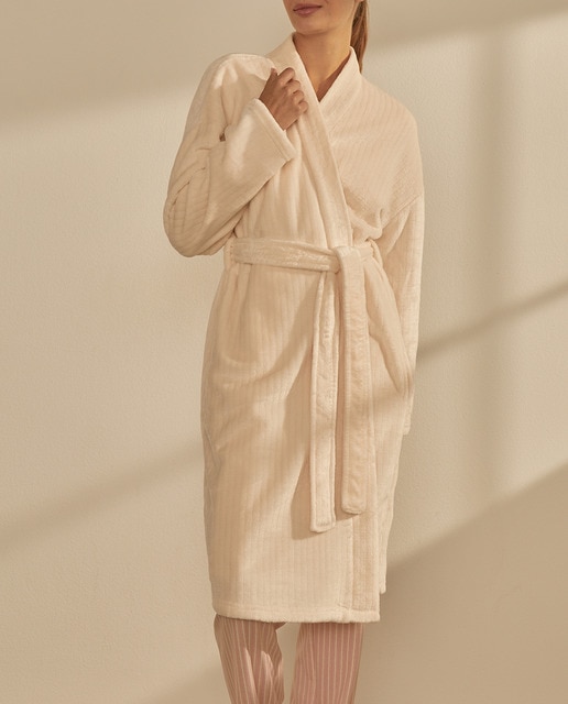 Imagen 0 de Bata de mujer de manga larga