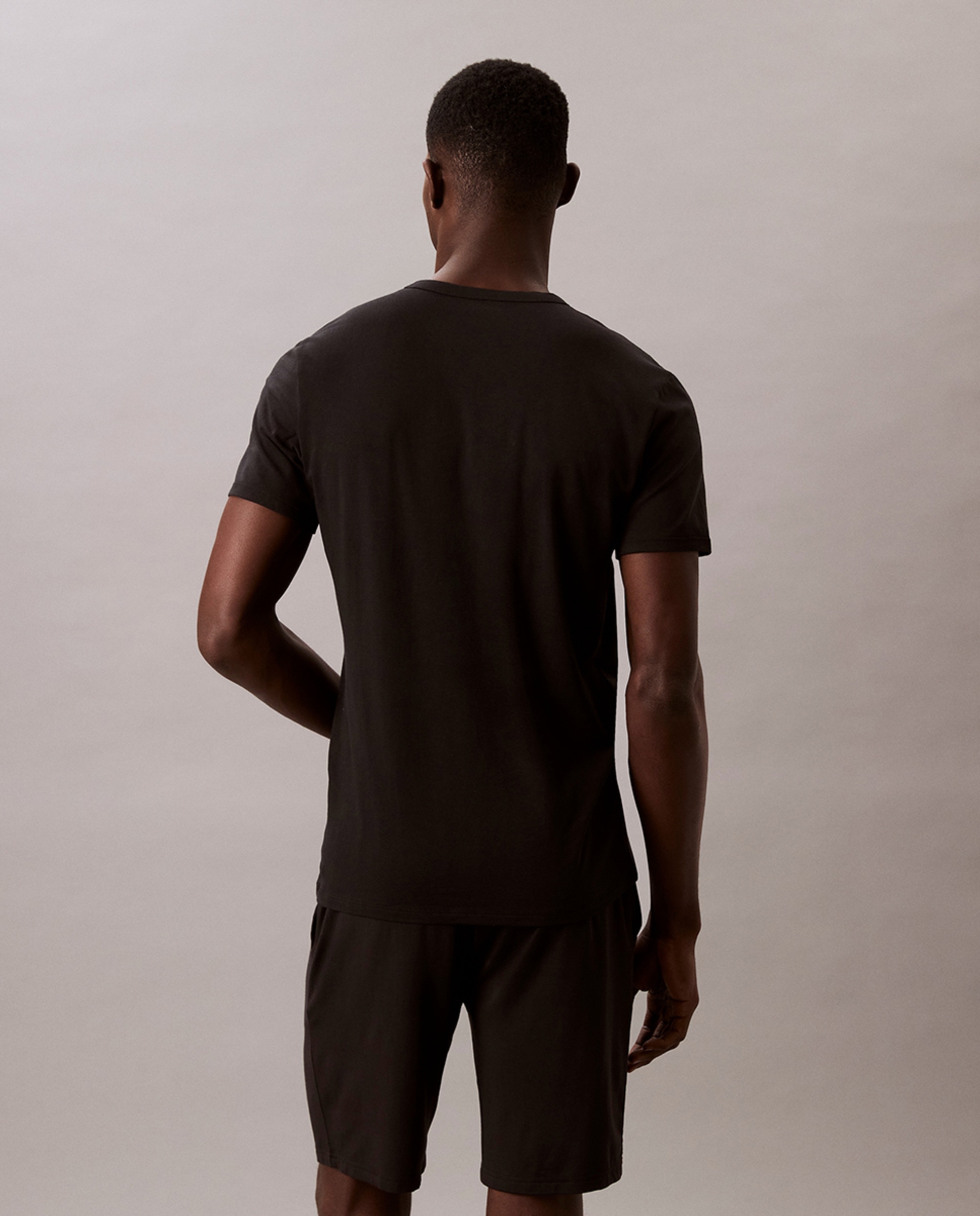 Pack de 3 T-shirts de Manga Curta com Decote em Bico Preto-2