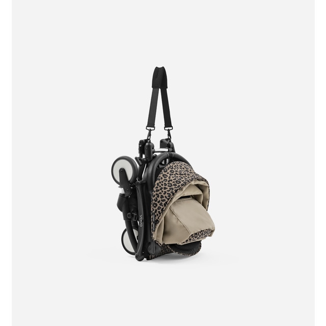 Silla de paseo Stokke YOYO Wild Collection Color Leopardo con Chasis Negro Negro-2