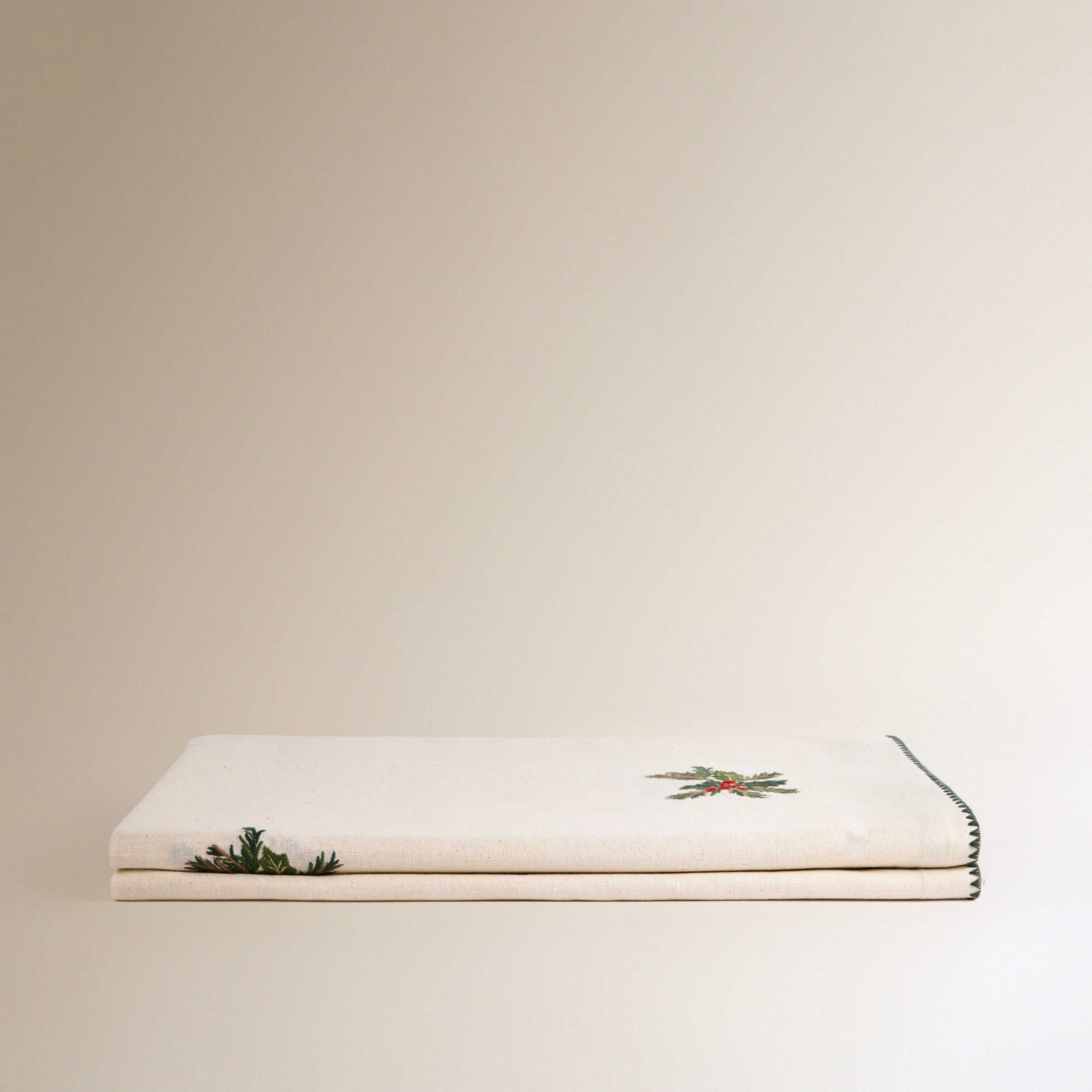 Mantel algodón y lino Holly Emb Lino-2