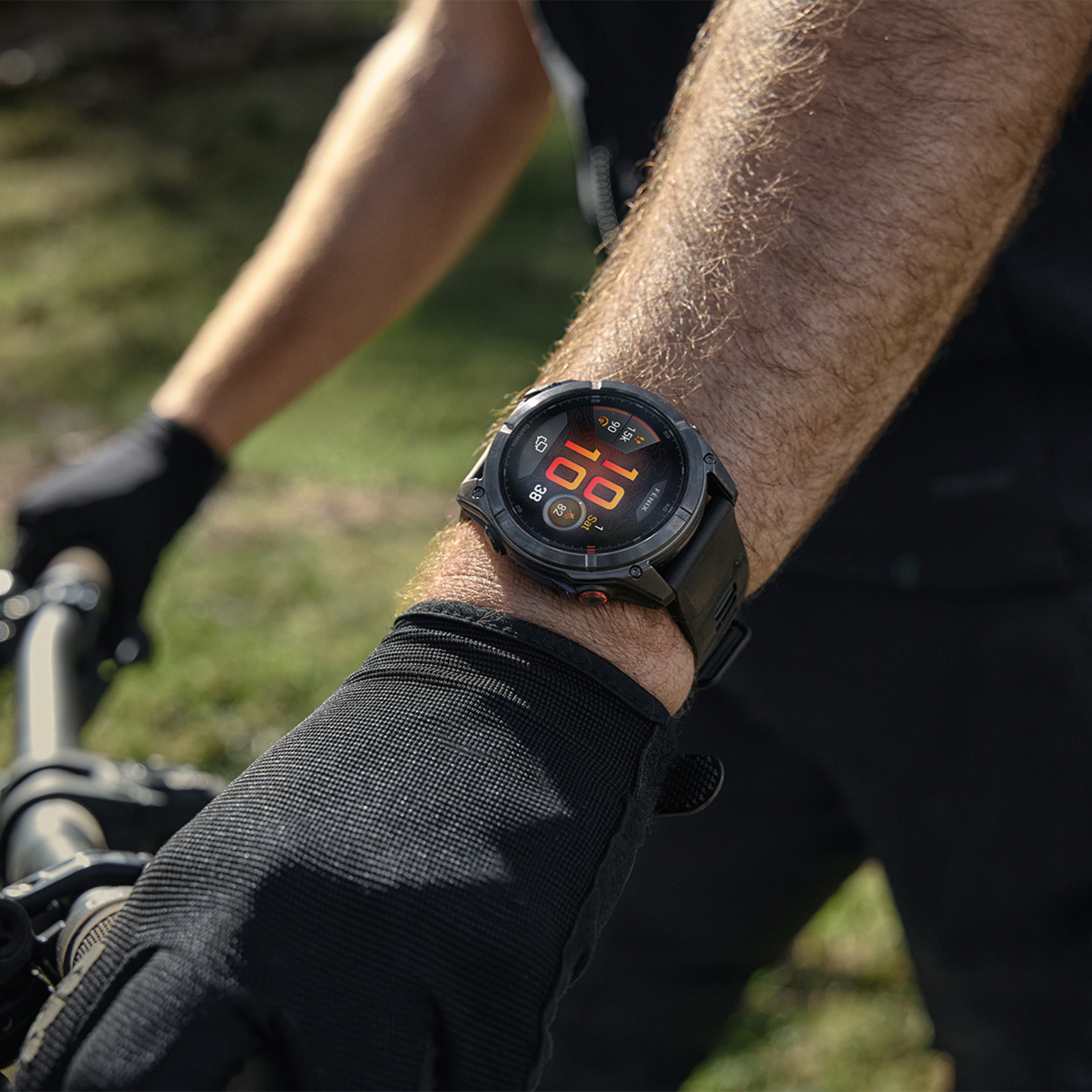 Relógio Smartwatch Fenix 8 Pro LTE 47mm Zafiro Amoled Correia em Pele Titânio Preto-11