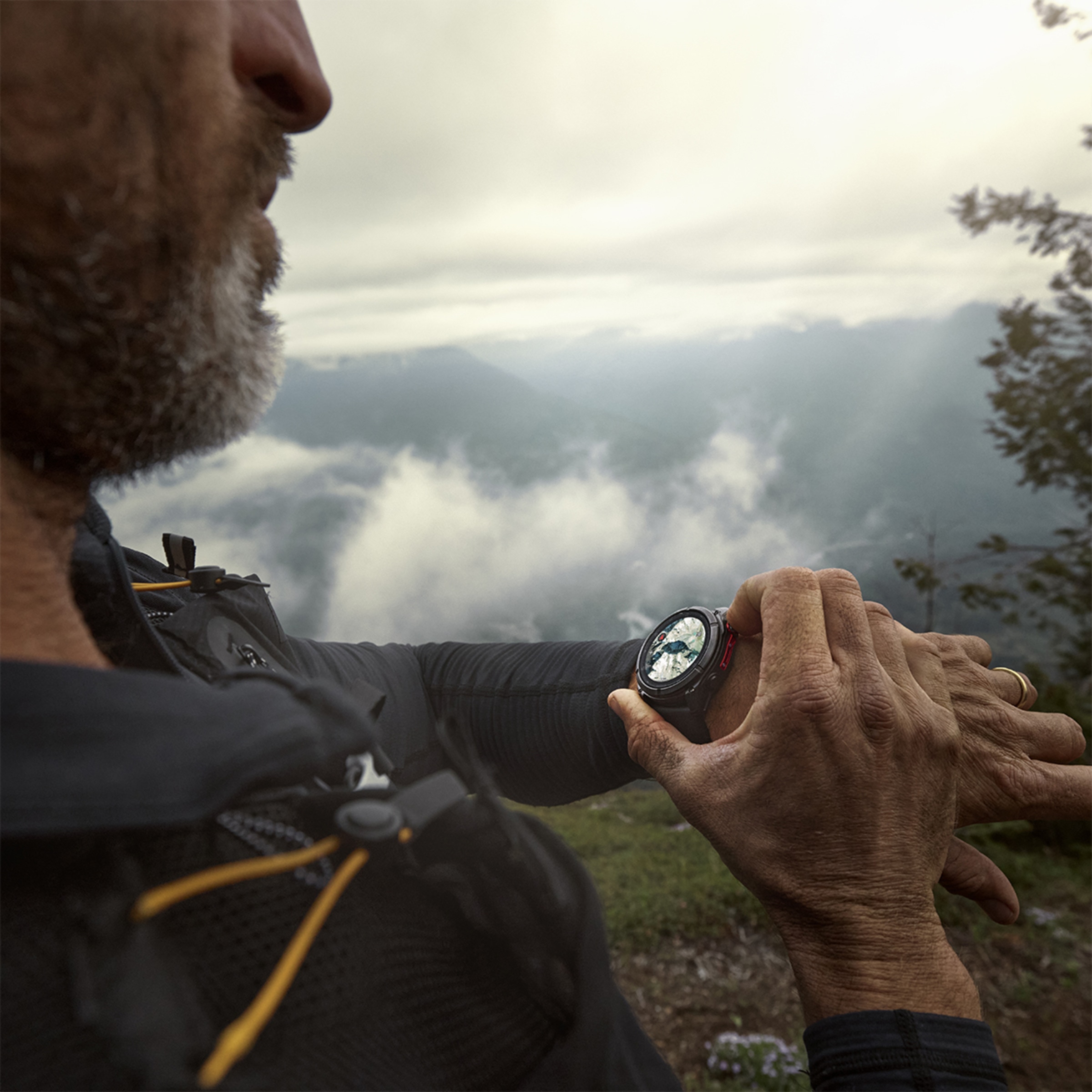 Relógio Smartwatch Fenix 8 Pro LTE 51mm Zafiro Amoled Correia em Pele Titânio Preto-9