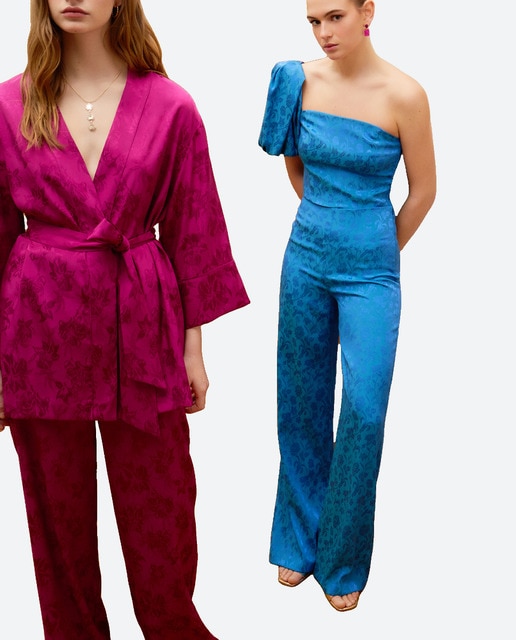 Imagen 0 de Top con manga abullonada