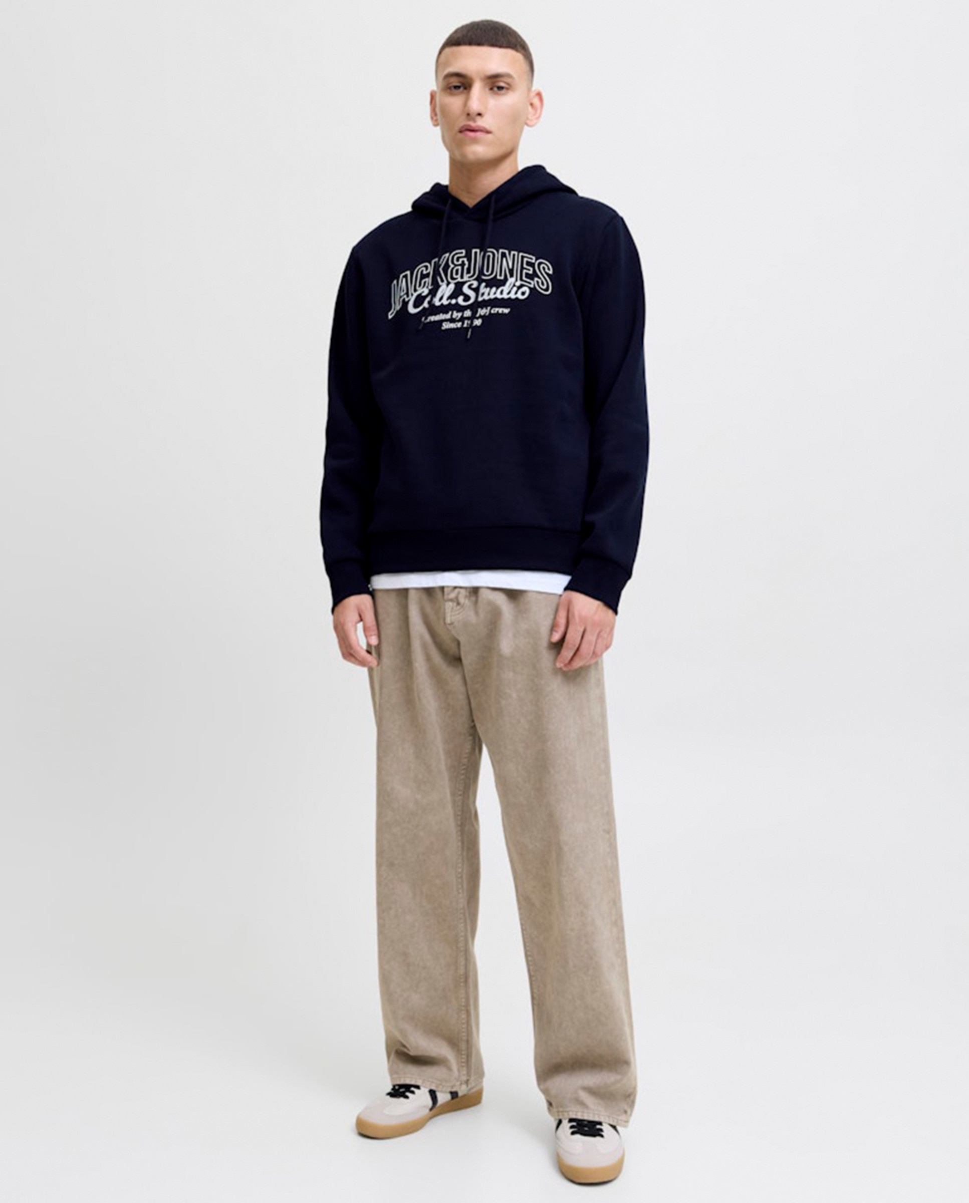 Sweatshirt com Capuz e Estampado à Frente Azul-marinho-7