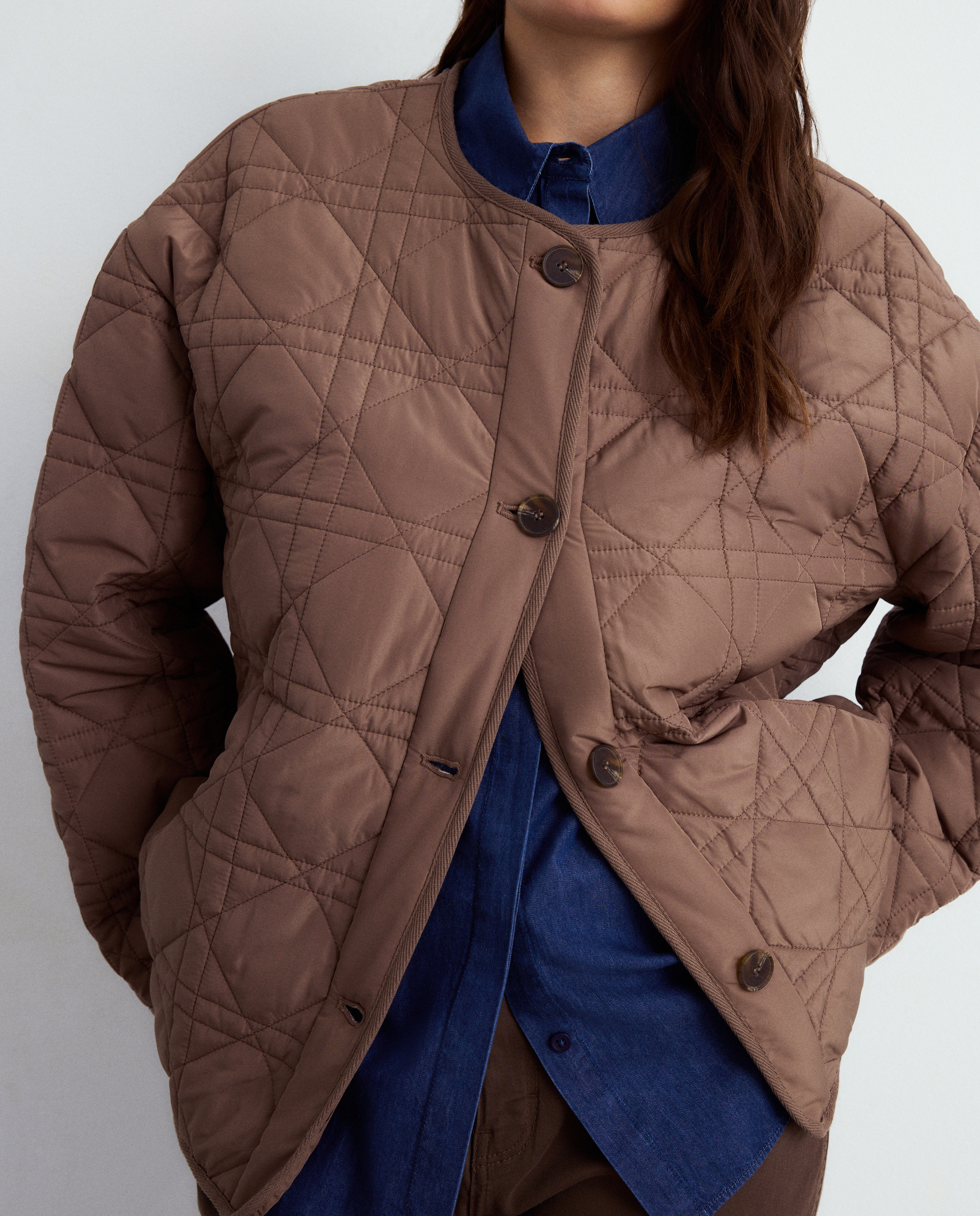 Parka Acolchoada com Cachecol Castanho-3