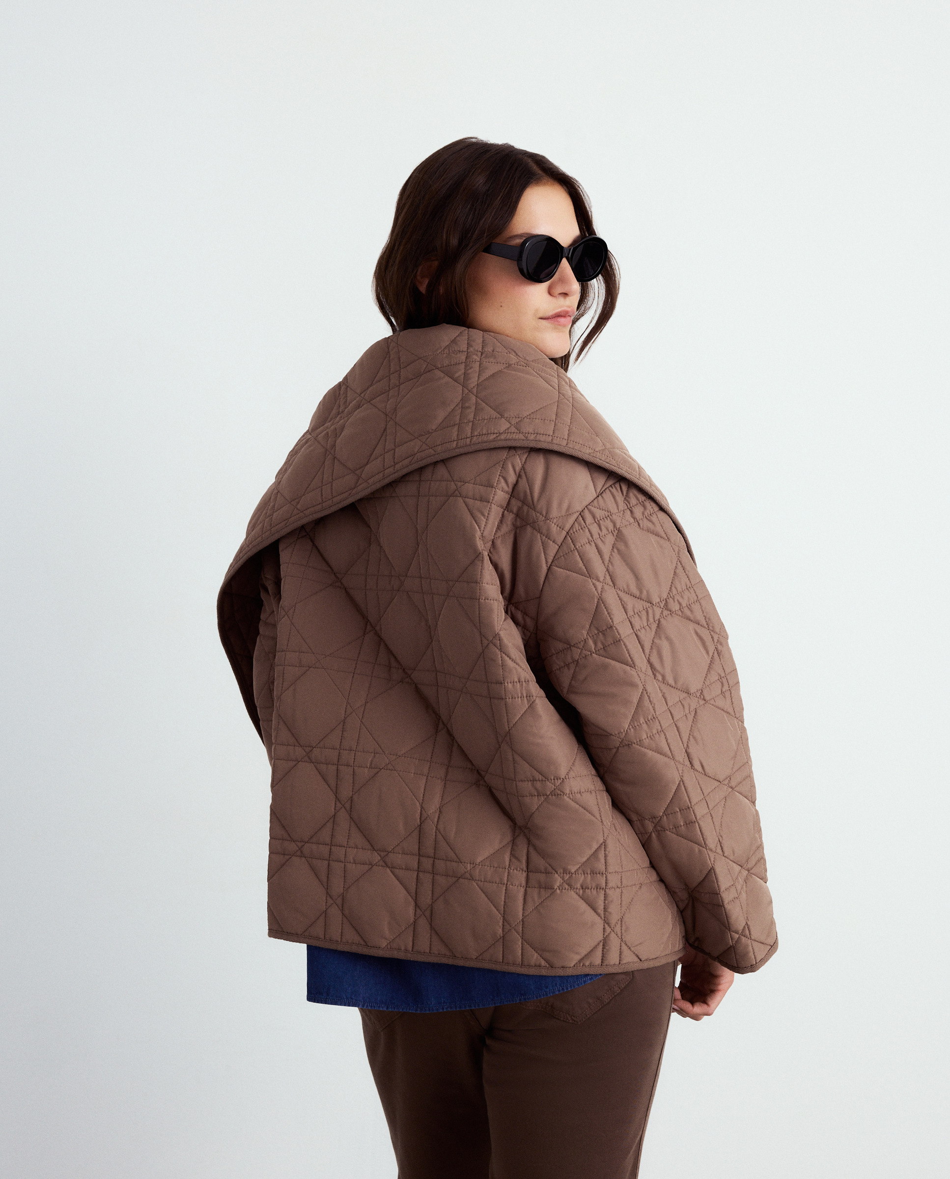 Parka Acolchoada com Cachecol Castanho-4