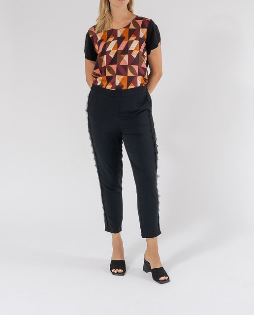 Imagen 0 de Pantalón c/puntilla en lateral