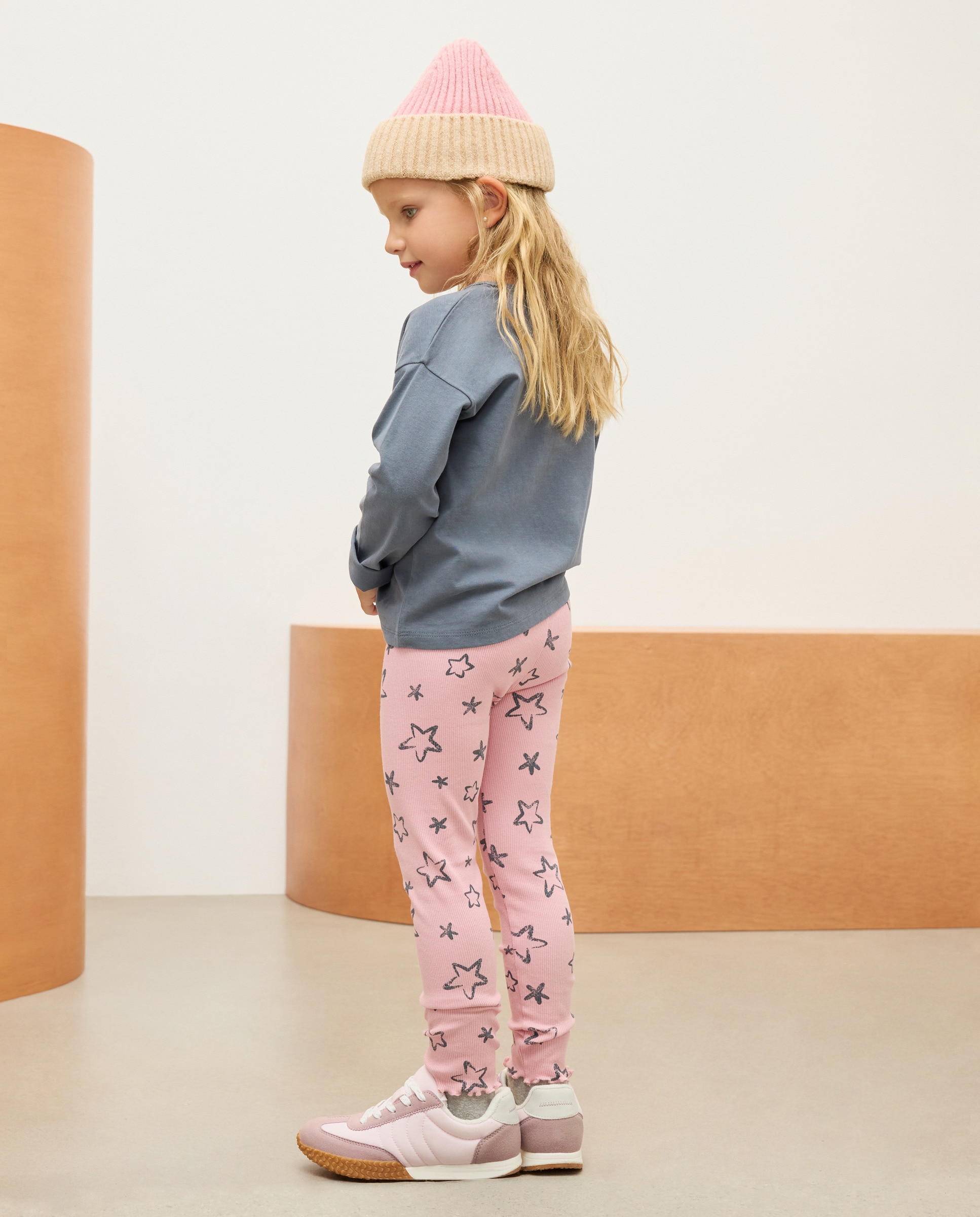 Camisola de Manga Comprida Lisa com Pequeno Bordado Lateral no Peito Chumbo-3