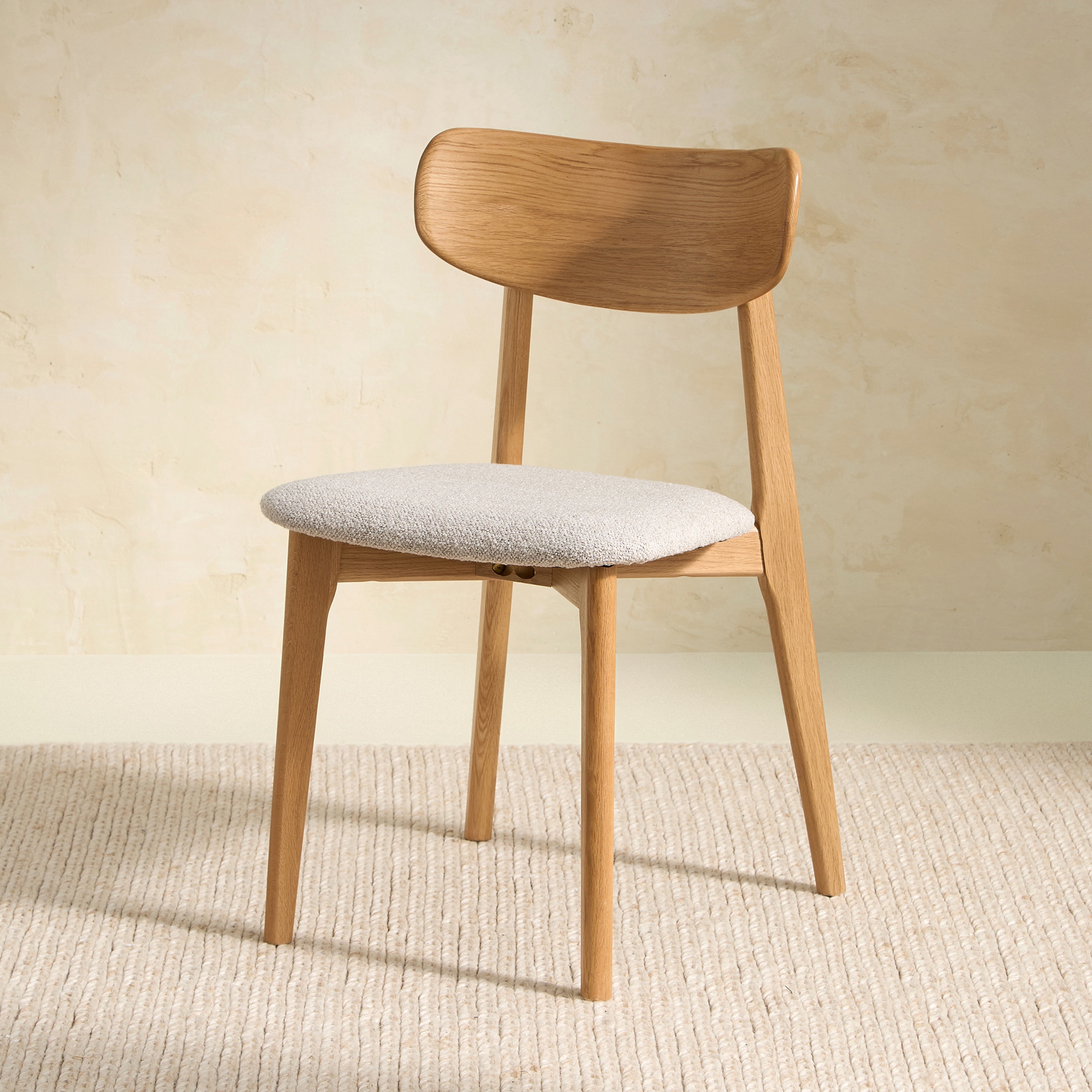 Cadeira de Carvalho Babylon Bege-1