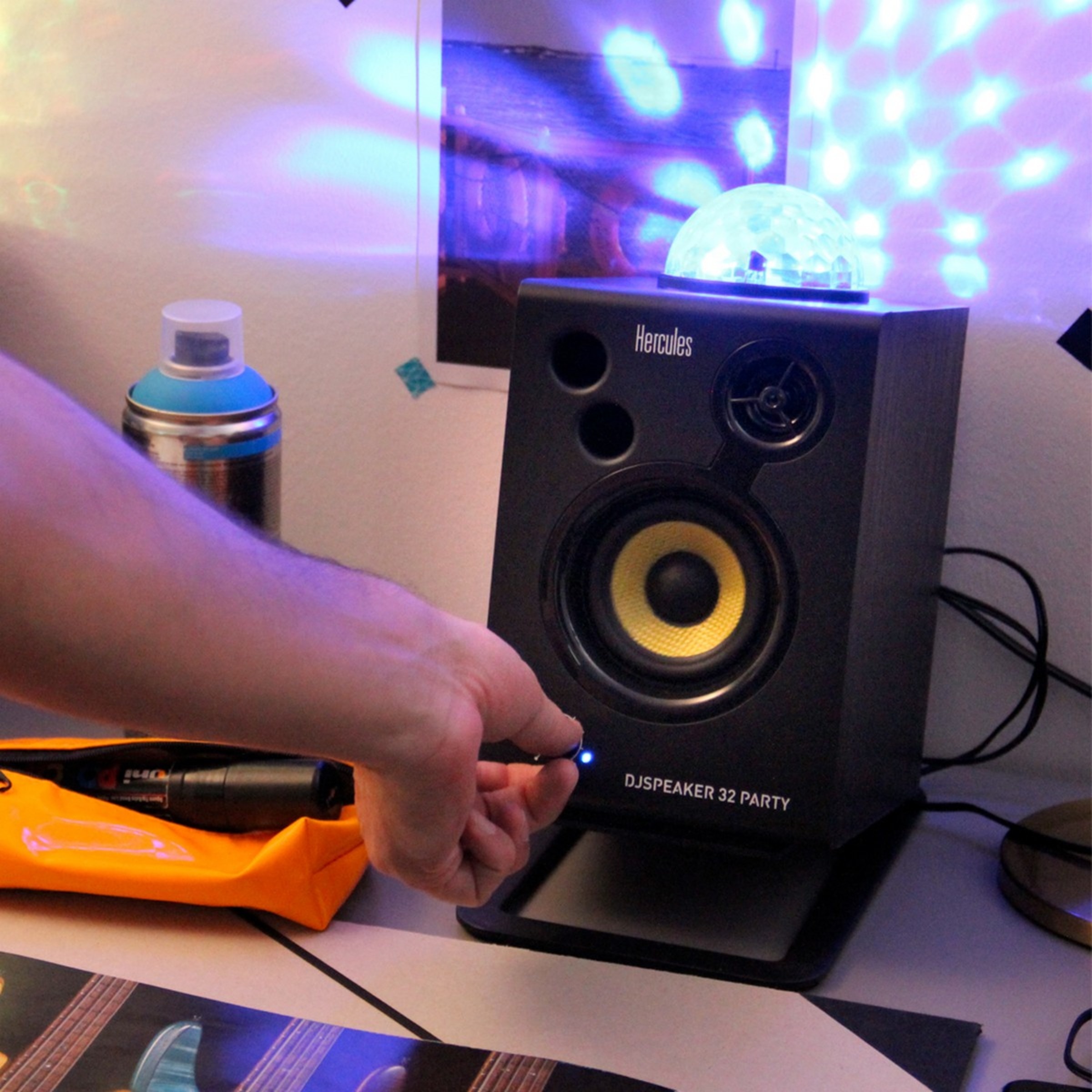 Colunas Hercules DJ Speaker 32 Party Preto-5