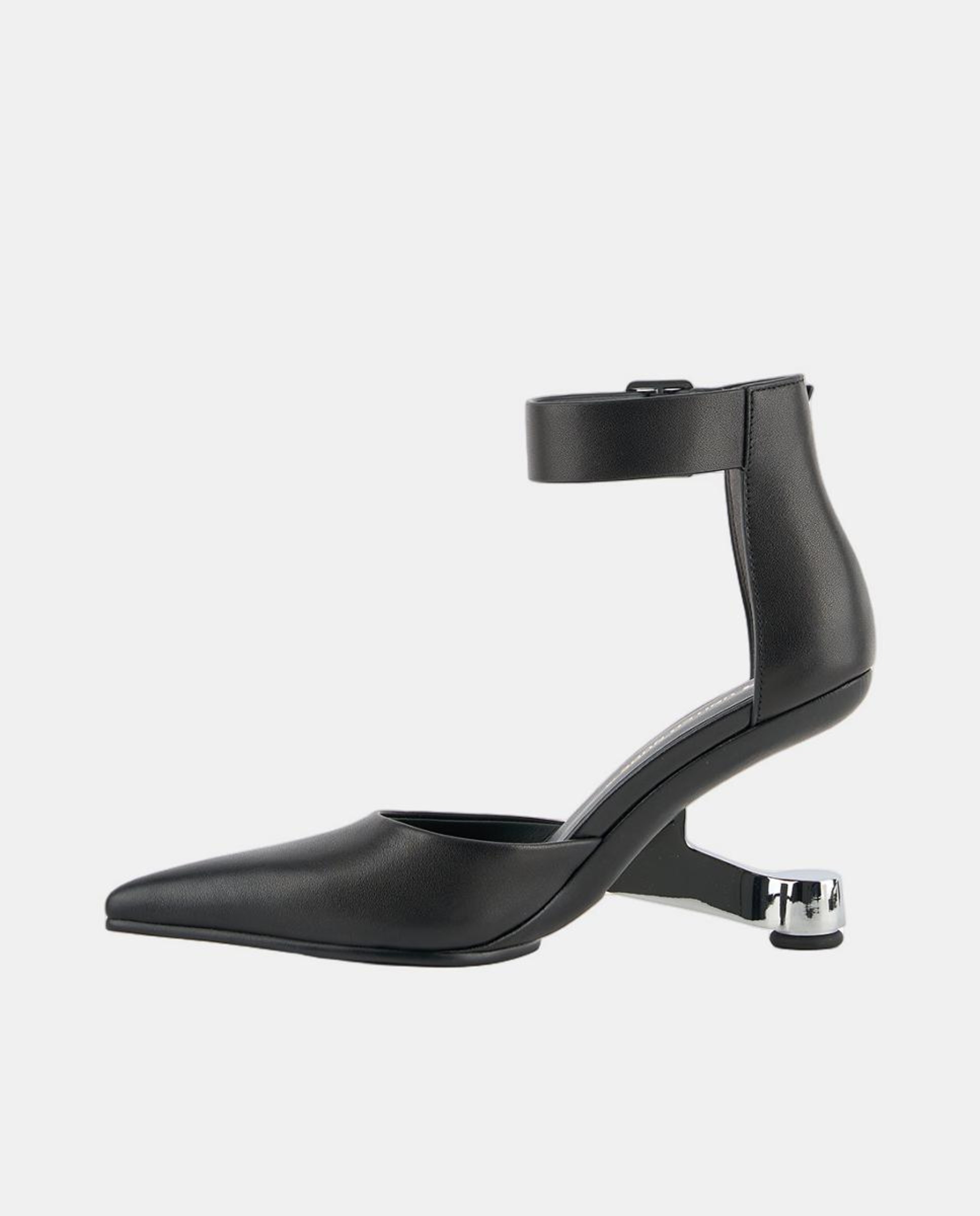 Sapatos em Pele com Salto Preto-4