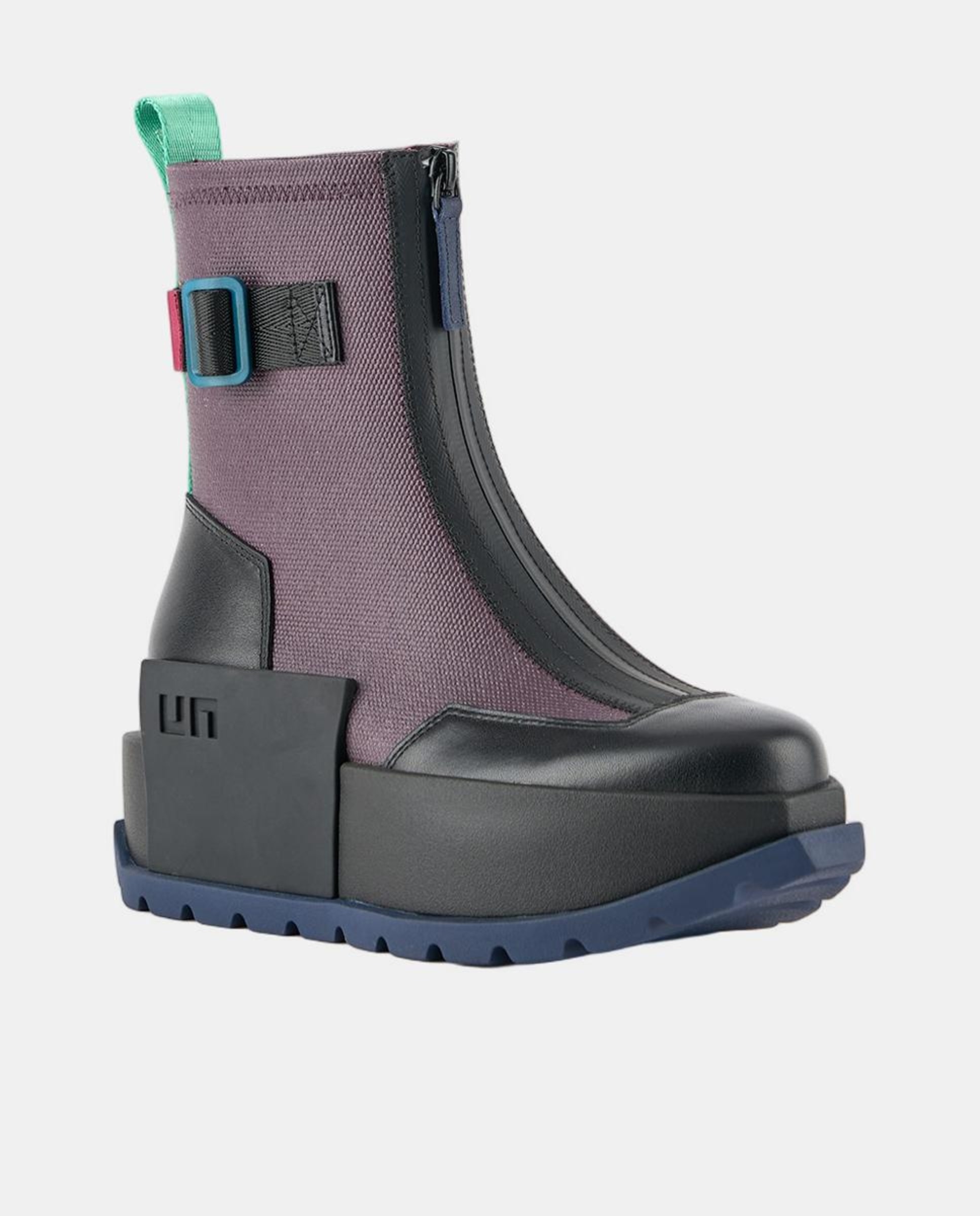 Botins com Fecho de Correr à Frente e Detalhes em Pele e Lona com Plataforma Beringela-2