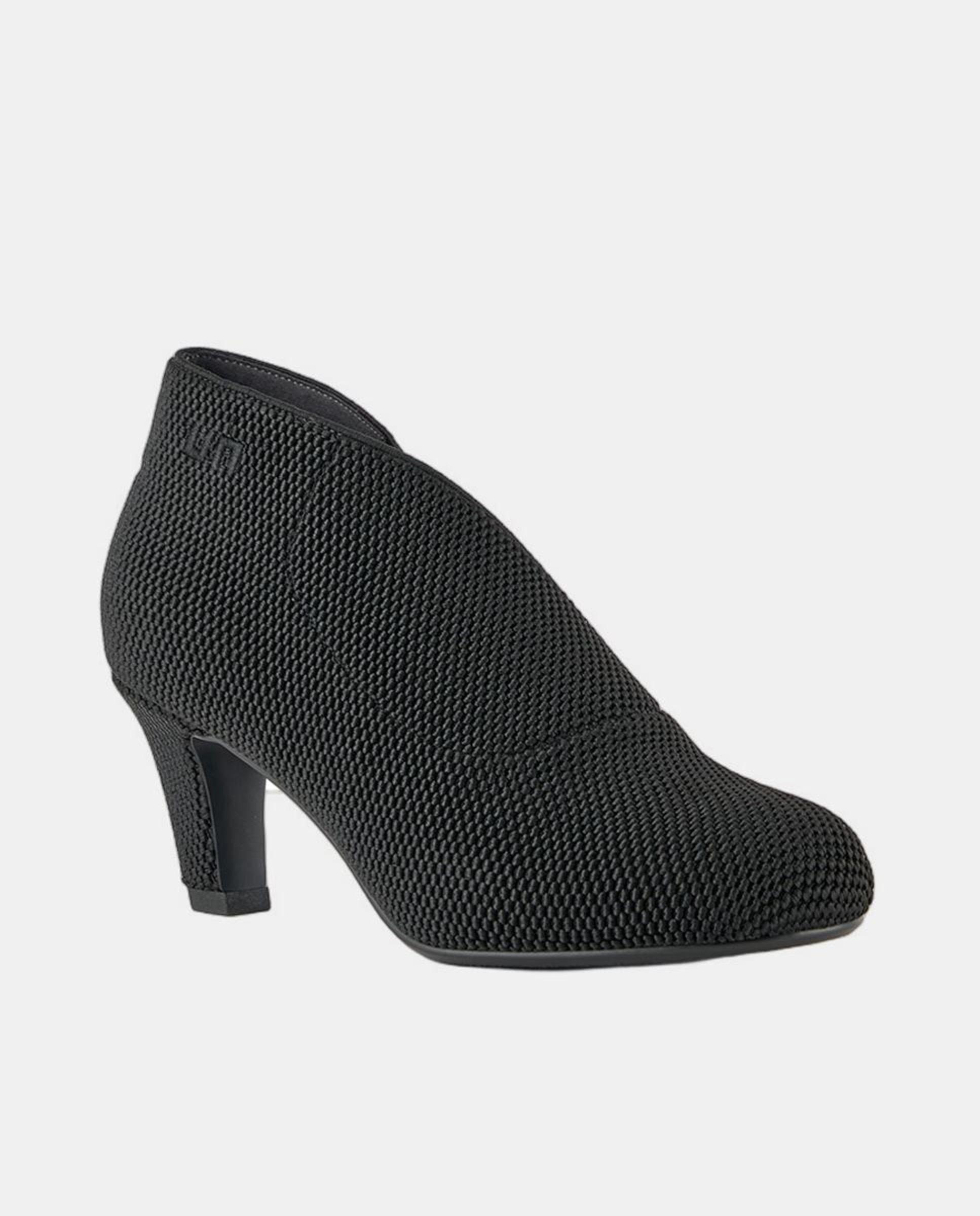 Botins de Tecido com Meio Salto Preto-3